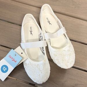 Lace Flats